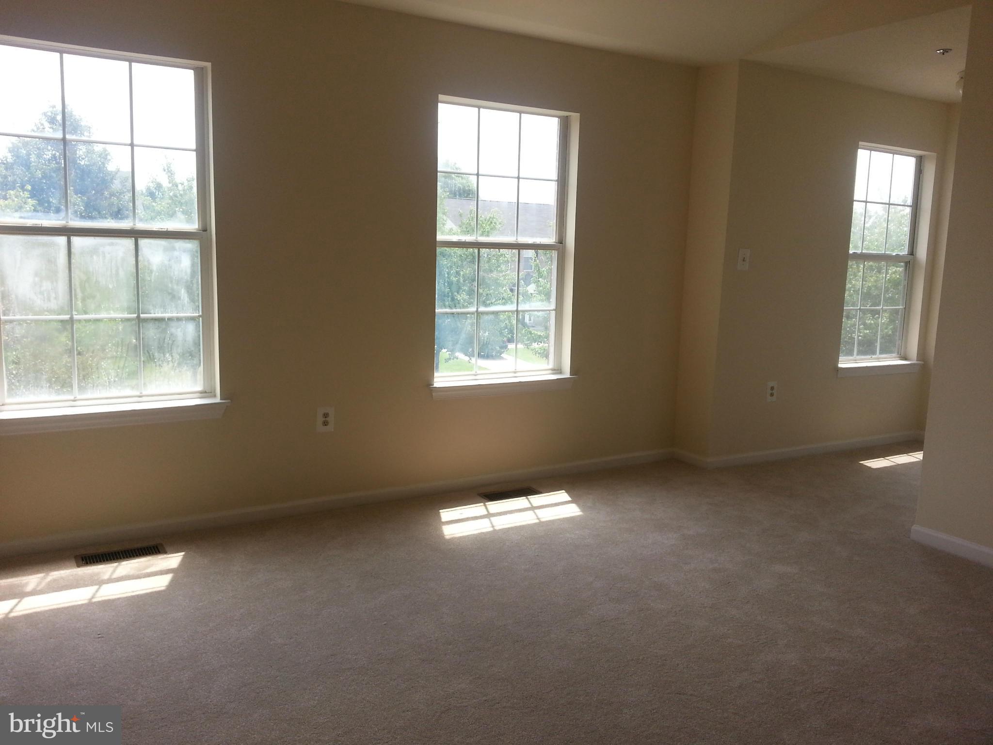 7304 Friendship Road Clinton, MD 20735 - Photo 5 of 9 Bedroom (Master)