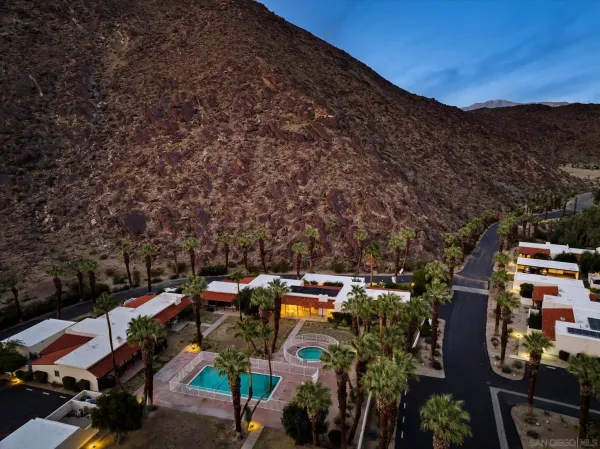 $305,000 | 1668 Montezuma Court, Unit 22, Borrego Springs, CA 92004
