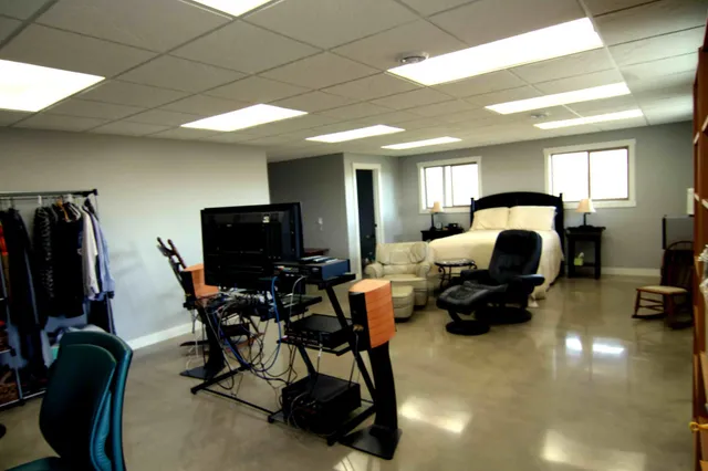 $1,400,000 | 395 County Road 12 South, Buffalo, MN 55313