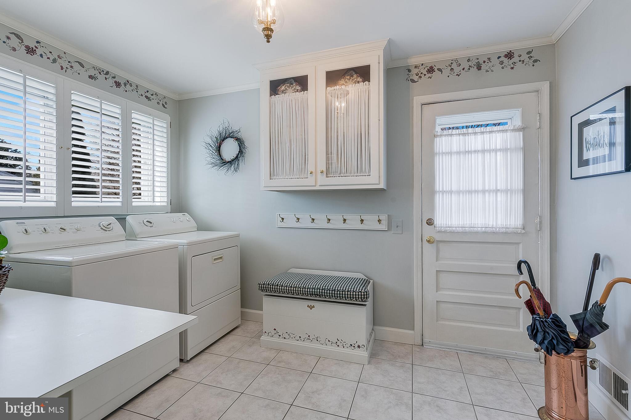 12812 Deep Spring Drive Potomac, MD 20854 - Photo 17 of 33 Mud Room