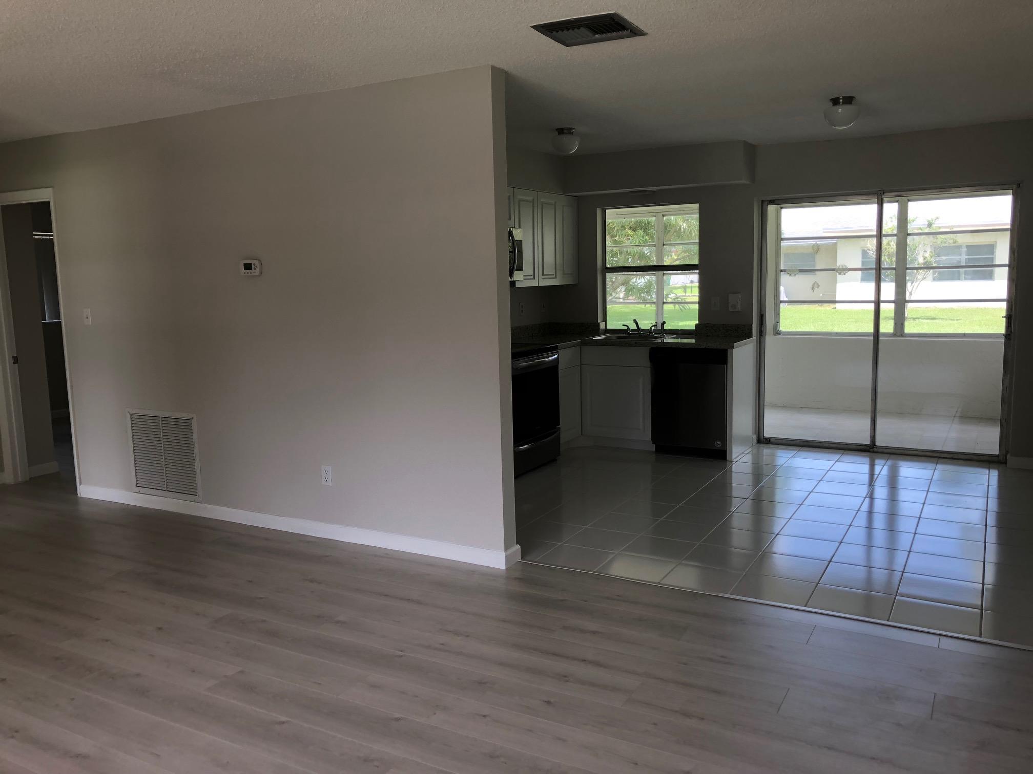 8205 Northwest 100th Terrace Tamarac, FL 33321 - Photo 3 of 15 IMG_0333