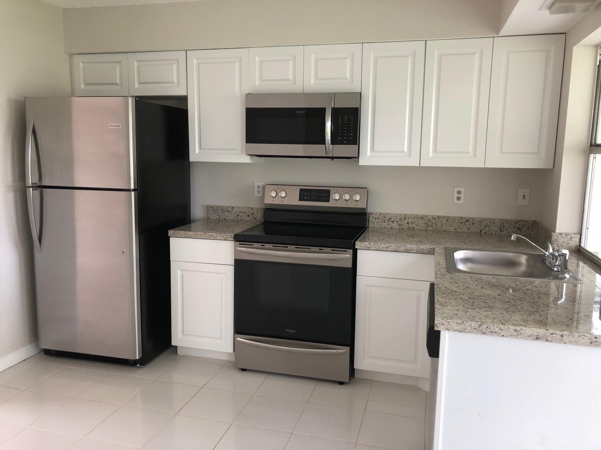 8205 Northwest 100th Terrace Tamarac, FL 33321 - Photo 5 of 15 IMG_0335