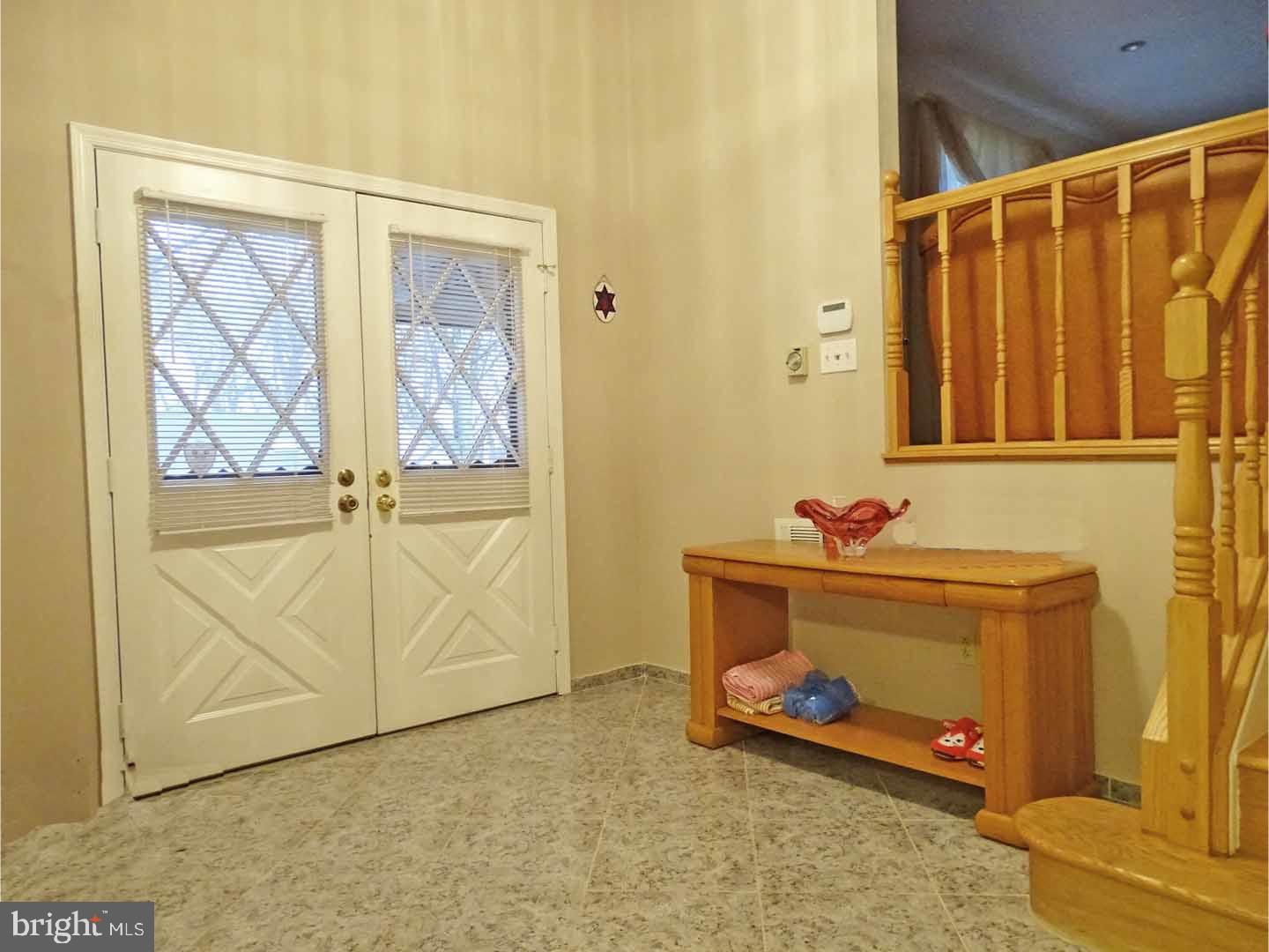 710 Bridgeview Road Langhorne, PA 19053 - Photo 2 of 25 Foyer