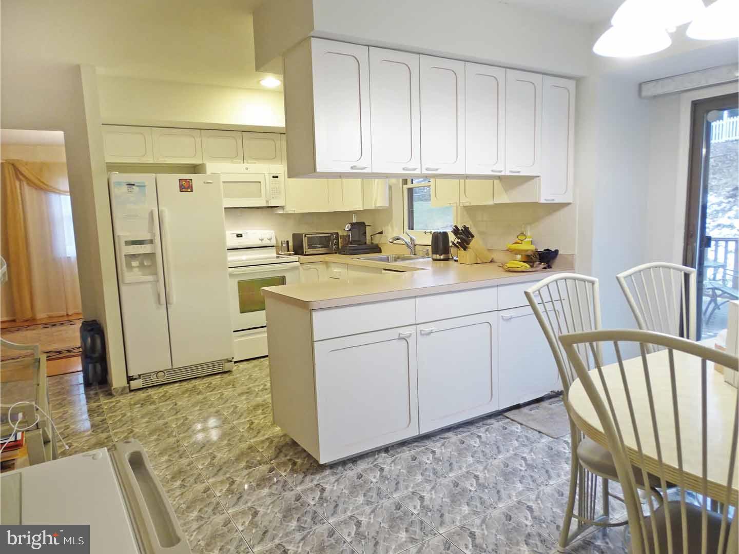 710 Bridgeview Road Langhorne, PA 19053 - Photo 10 of 25 Breakfast Room