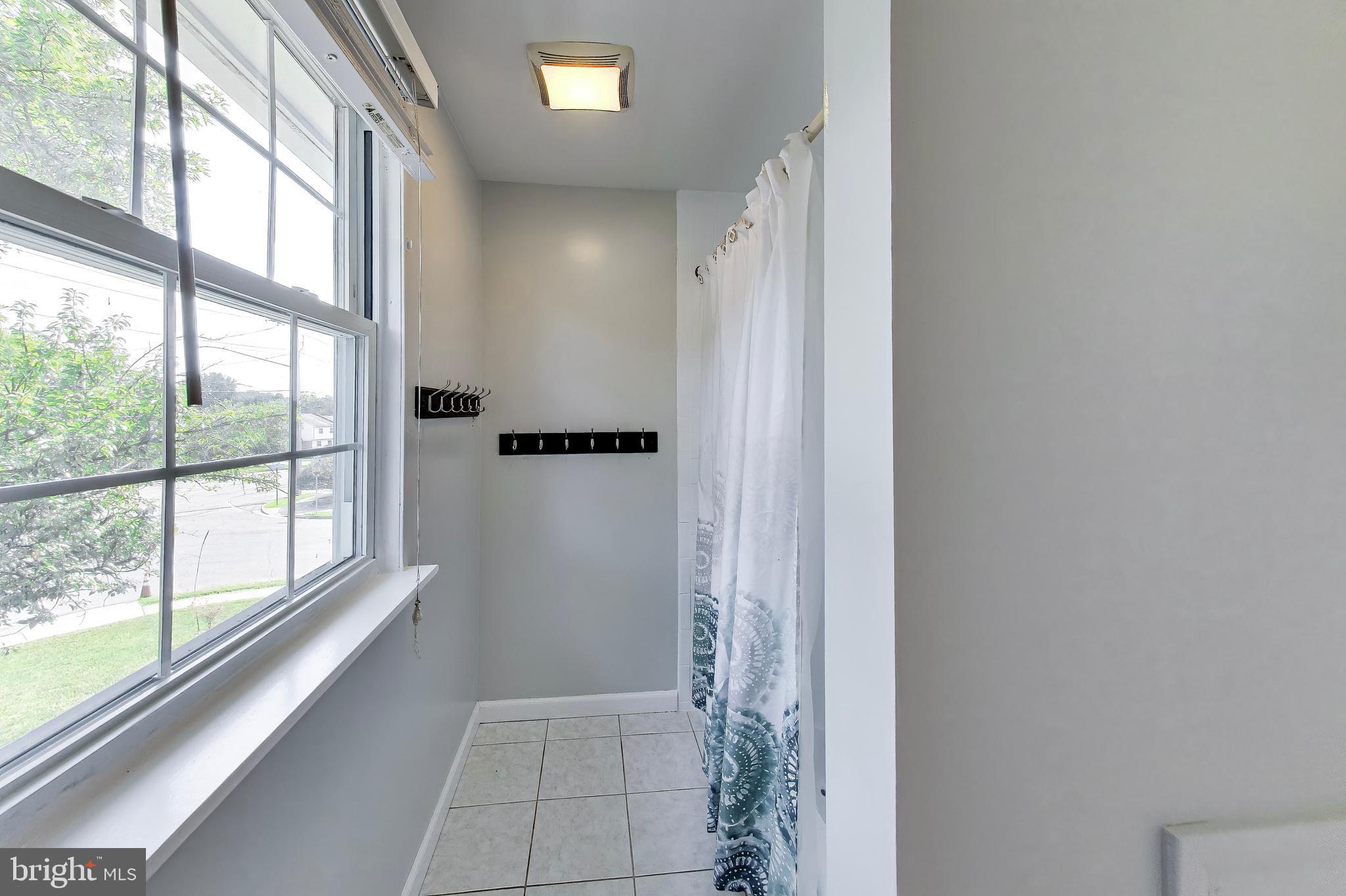 9152 Burke Road Burke, VA 22015 - Photo 21 of 35 Gallery Image 21