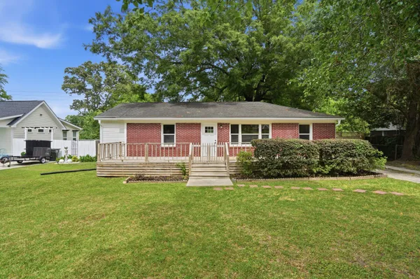 $299,000 | 131 Harvey Avenue, Goose Creek, SC 29445