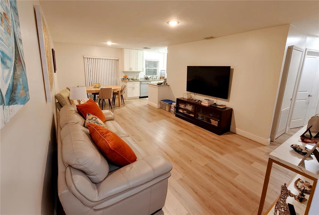 49 West Marbrisa Way Kissimmee, FL 34743 - Photo 5 of 13