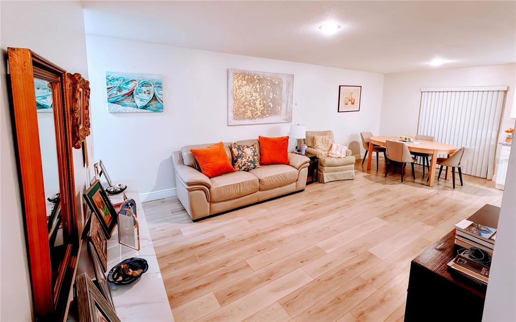 49 West Marbrisa Way Kissimmee, FL 34743 - Photo 10 of 13