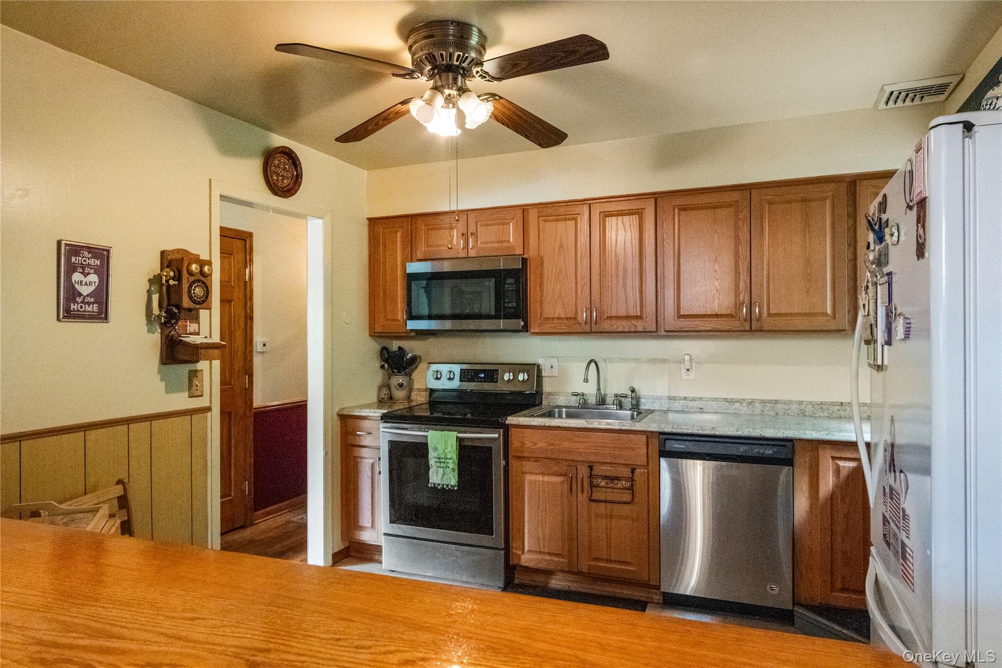 36 Rochambeau Road Garrison, NY 10524 - Photo 15 of 39