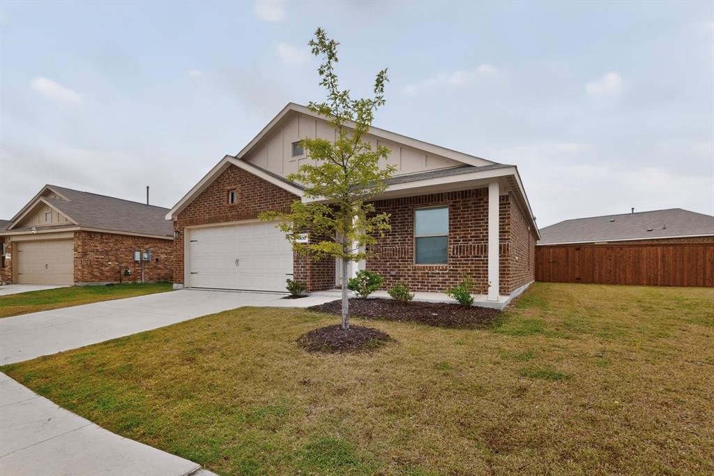 1430 Everett Gdns Way Forney, TX 75126 - Photo 2 of 15