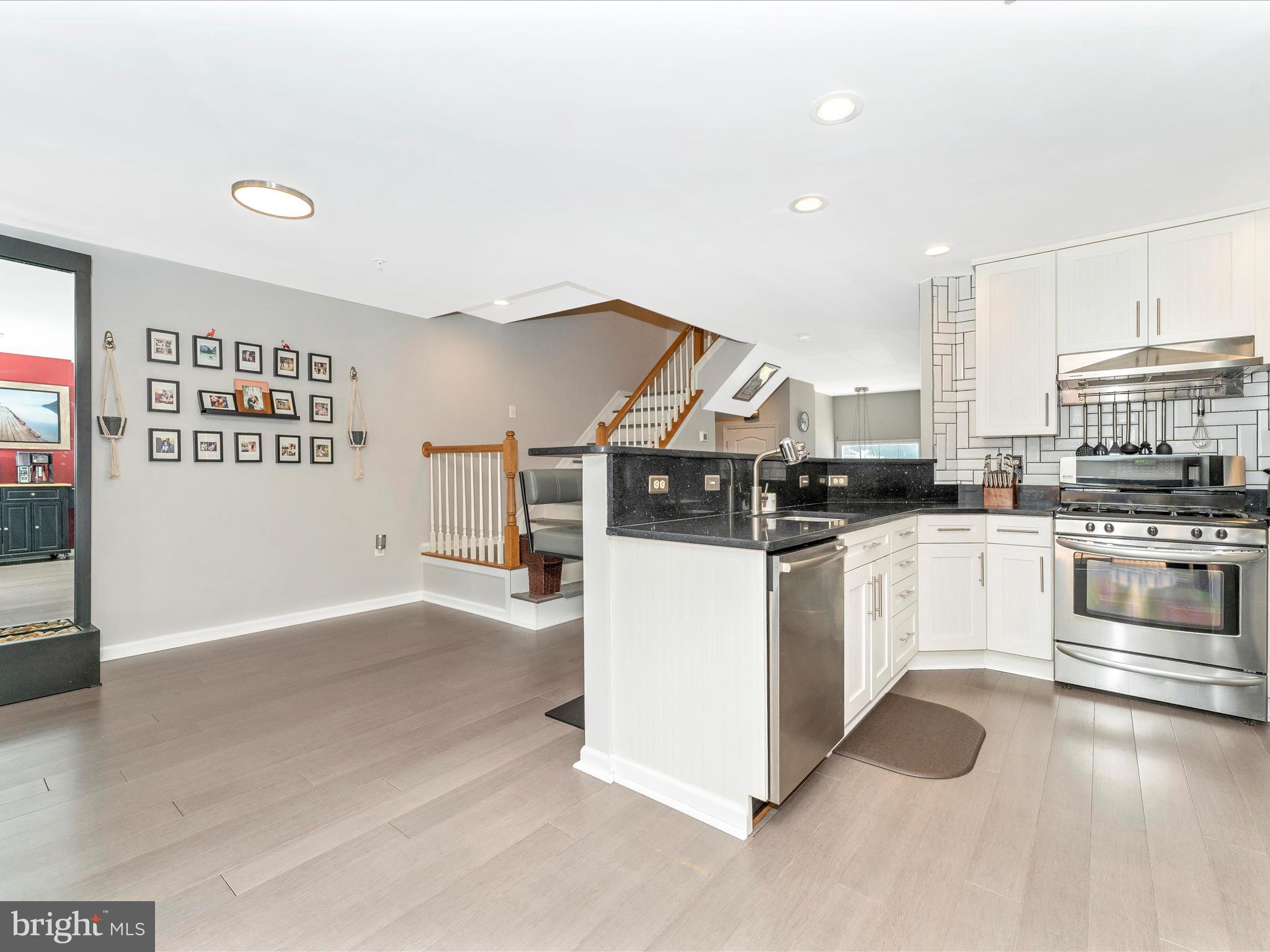 2631 Cameron Way Frederick, MD 21701 - Photo 22 of 73 Kitchen