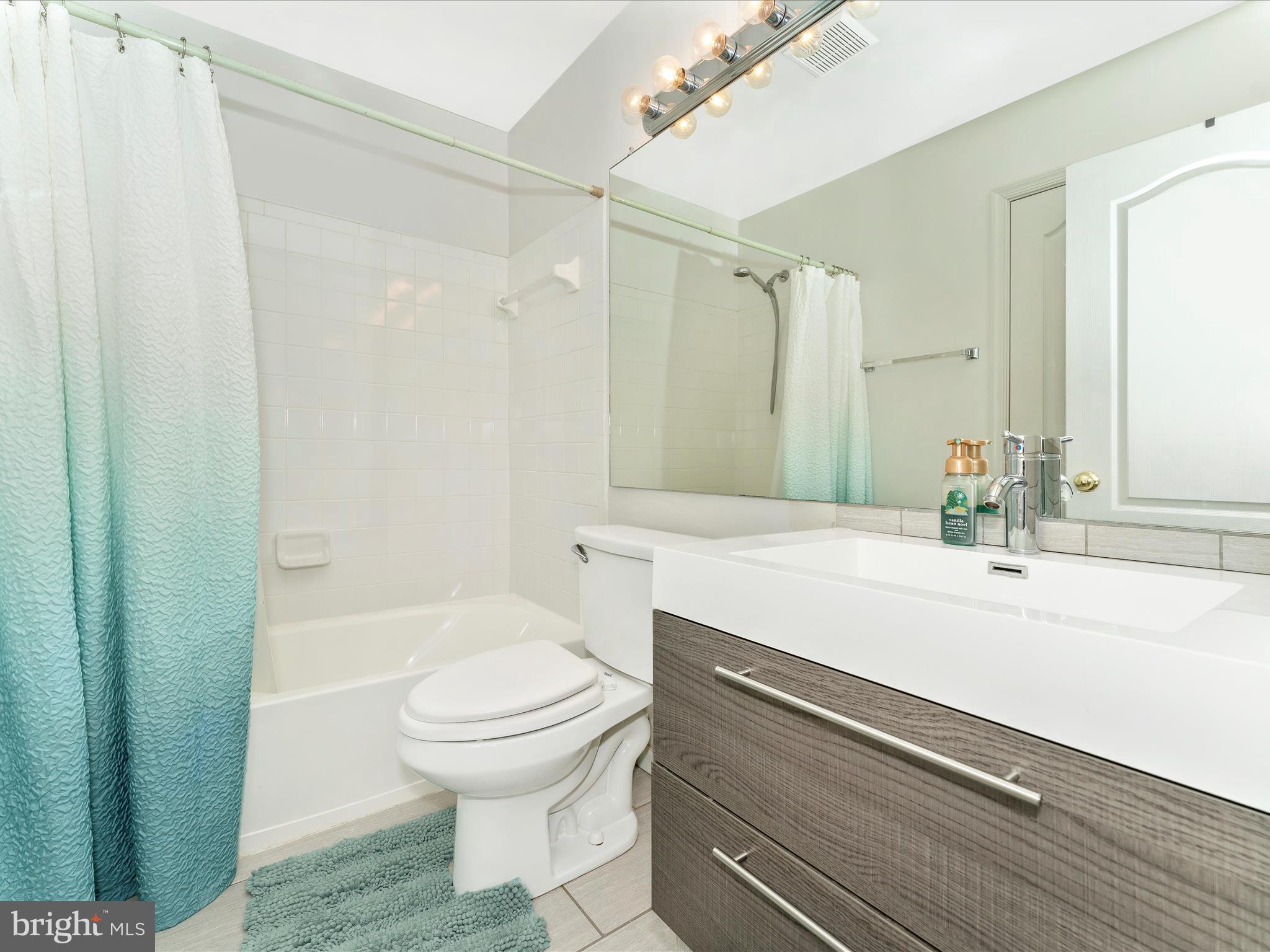 2631 Cameron Way Frederick, MD 21701 - Photo 40 of 73 Bathroom