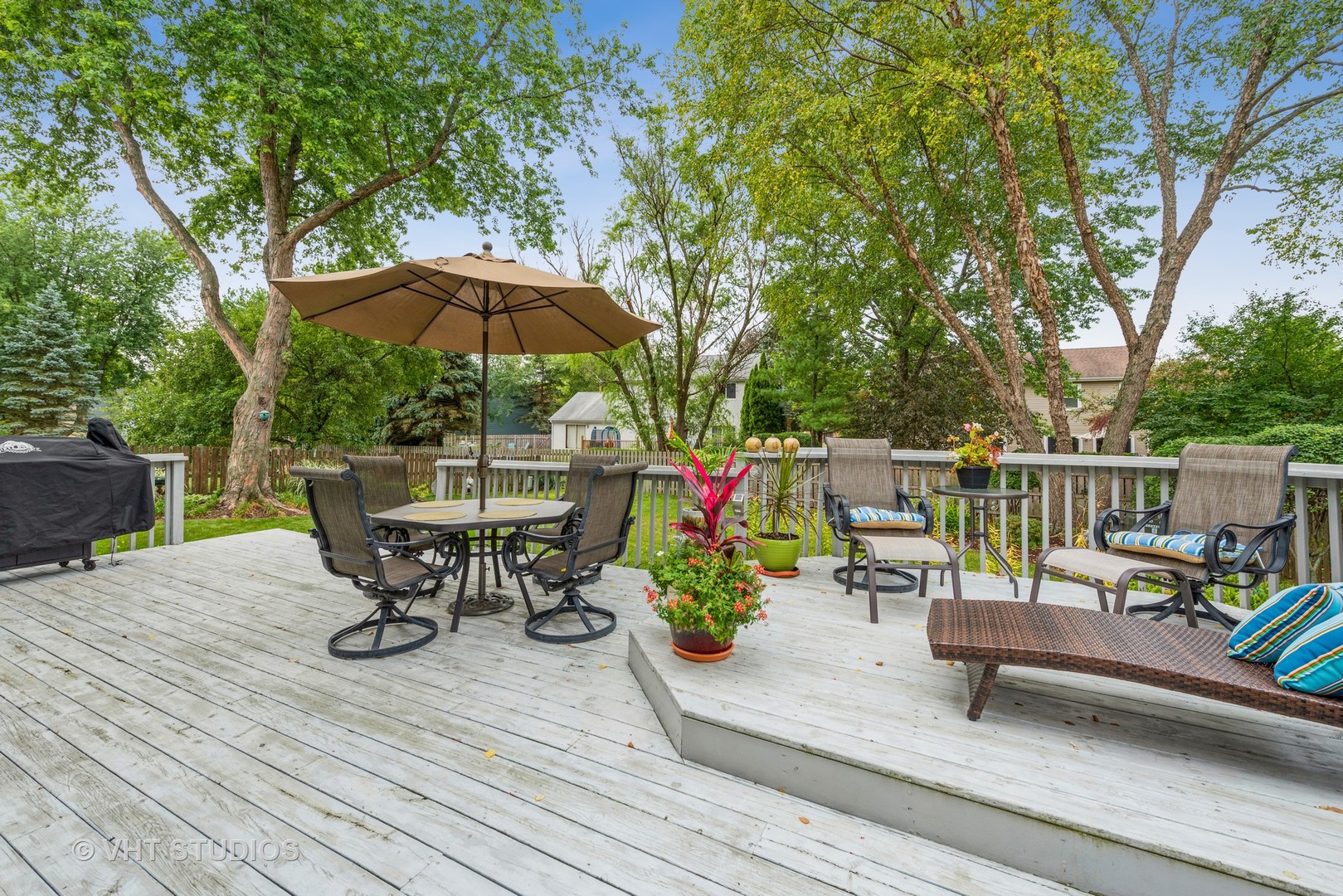 Undisclosed Address Algonquin, IL 60102 - Photo 24 of 40 an outdoor space with seating