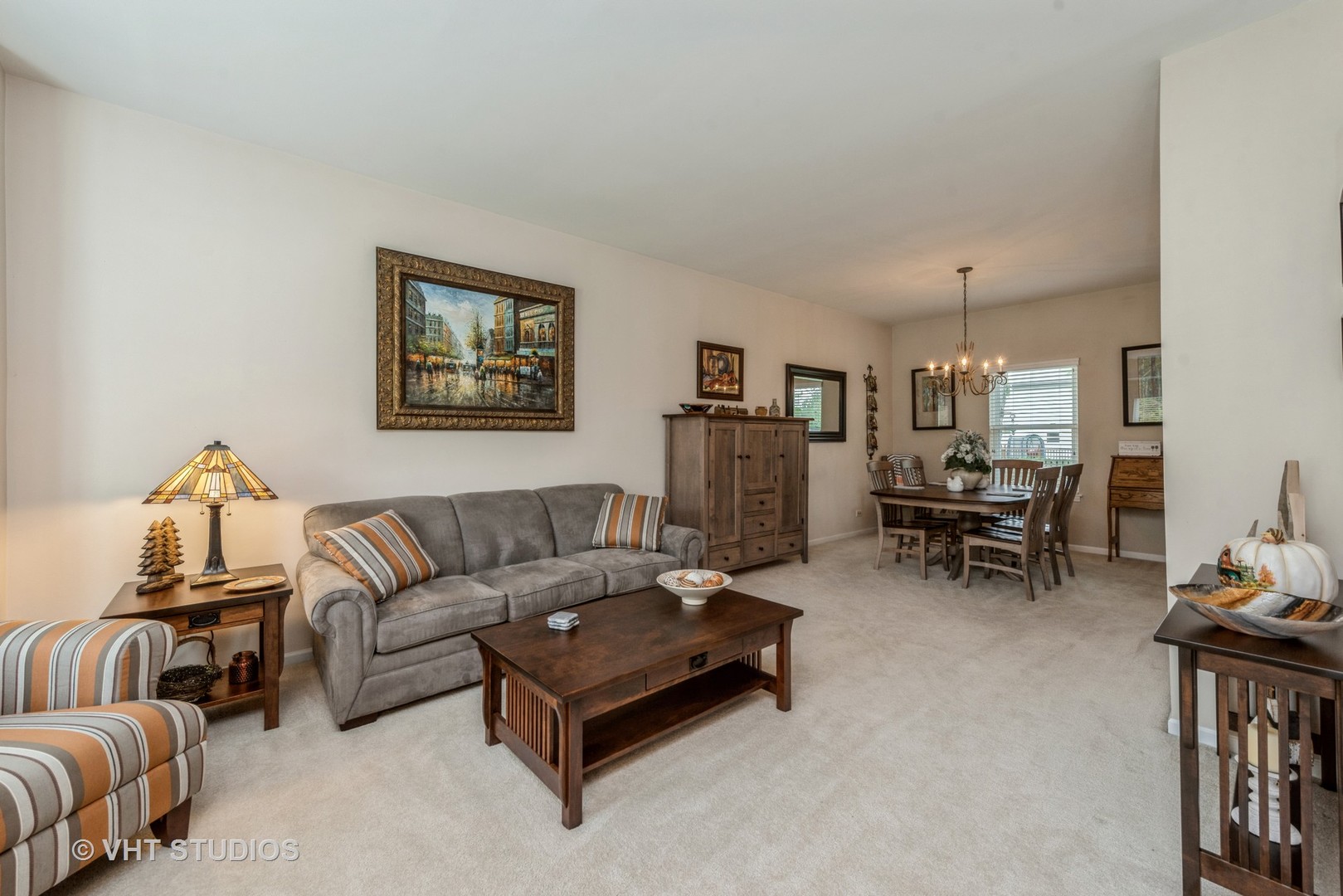 Undisclosed Address Algonquin, IL 60102 - Photo 5 of 40 a living room with furniture and a couch