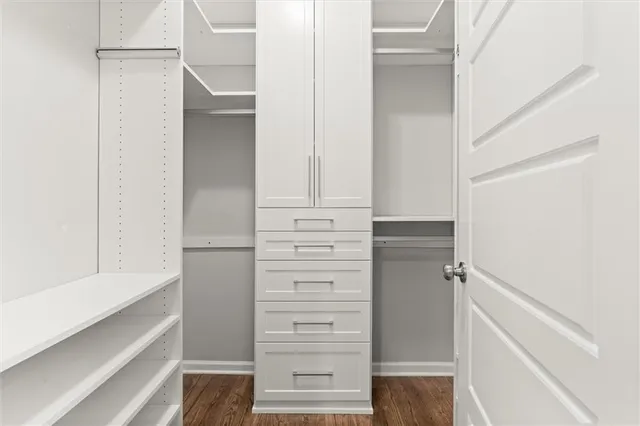 a view of walk in closet