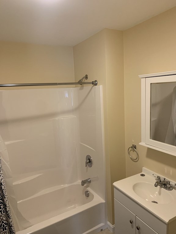 122 Tuttle Street Fall River, MA 02724 - Photo 40 of 41 Gallery Image 40