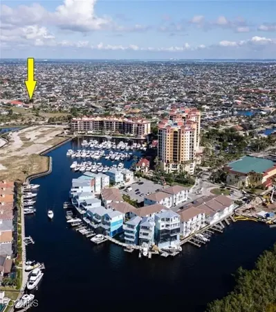 $2,800 | 5420 Chiquita Boulevard South, Unit B, Cape Coral, FL 33914