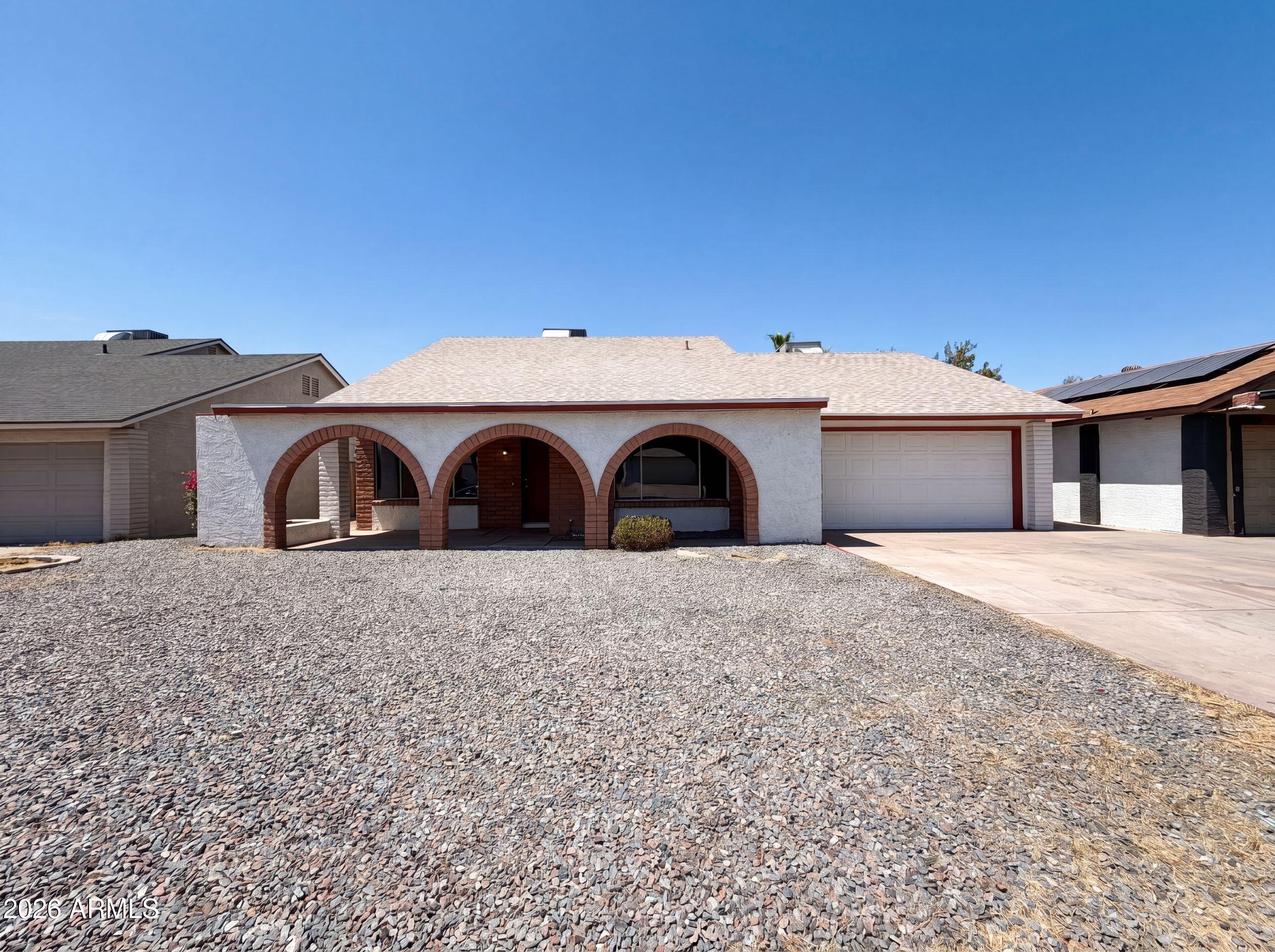 4260 East Vineyard Road Phoenix, AZ 85042 - Photo 1 of 24