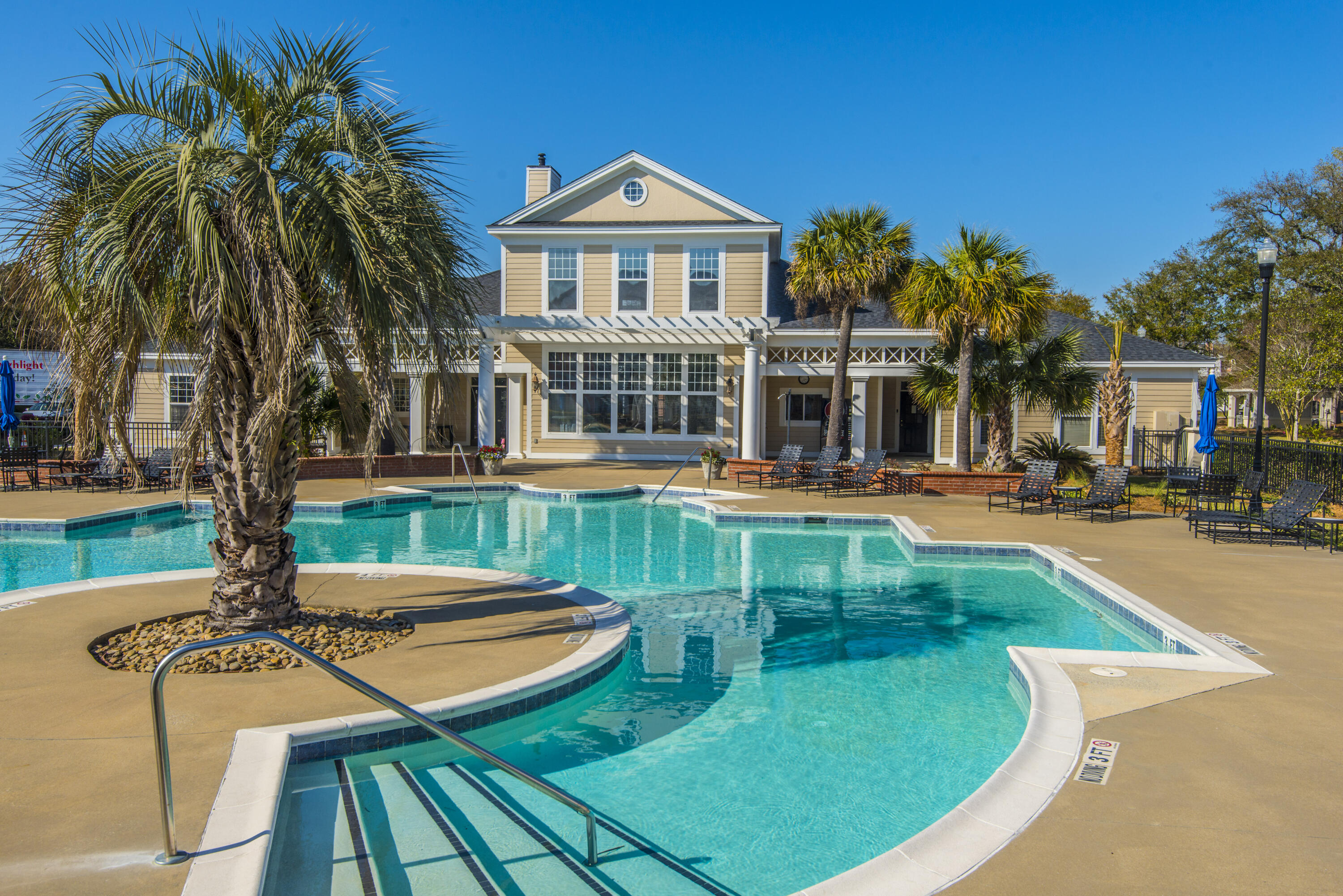 2127 Chatelain Way Mount Pleasant, SC 29464 - Photo 32 of 42 SouthHampton Pool_7
