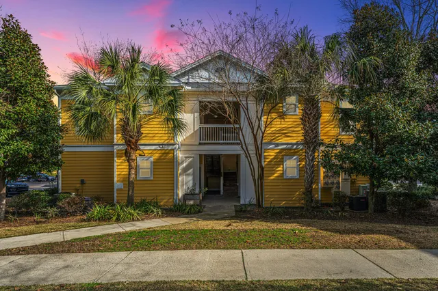 $400,000 | 2127 Chatelain Way, Mount Pleasant, SC 29464