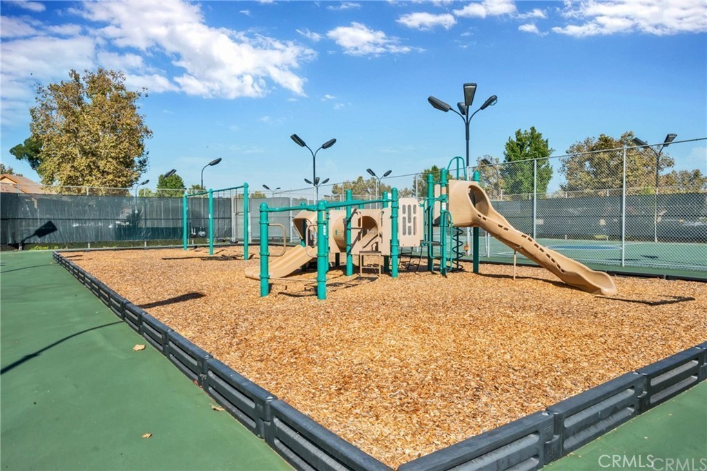 84 Lemon Grove, Unit 270 Irvine, CA 92618 - Photo 17 of 19