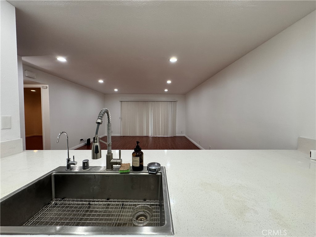 84 Lemon Grove, Unit 270 Irvine, CA 92618 - Photo 4 of 19