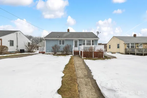 $414,900 | 95-j F J F Kennedy Drive, Milltown, NJ 08850