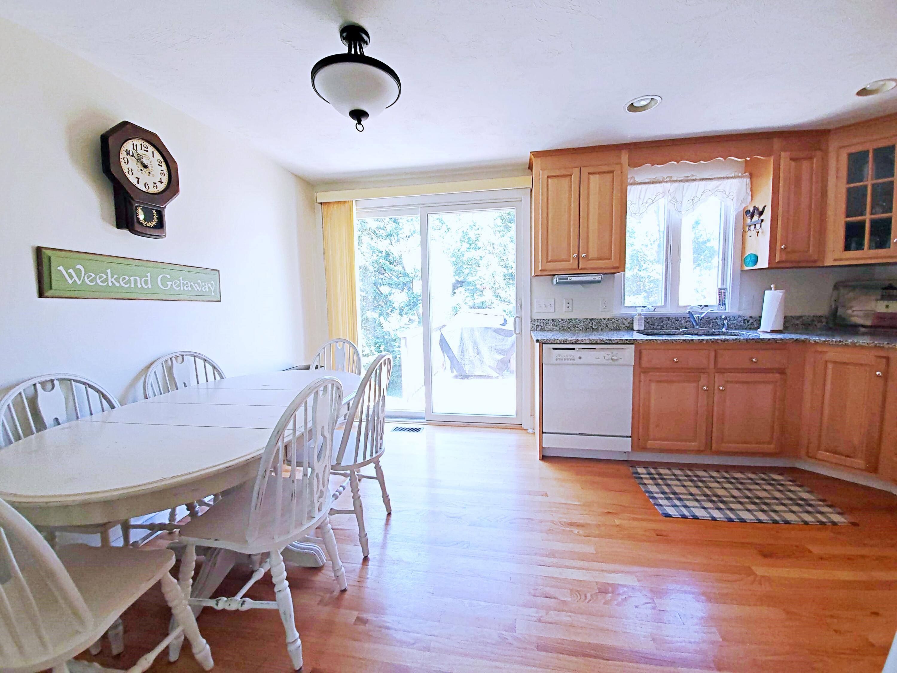 9 Buttonwood Road Harwich, MA 02645 - Photo 11 of 37 20220727_104832 ()