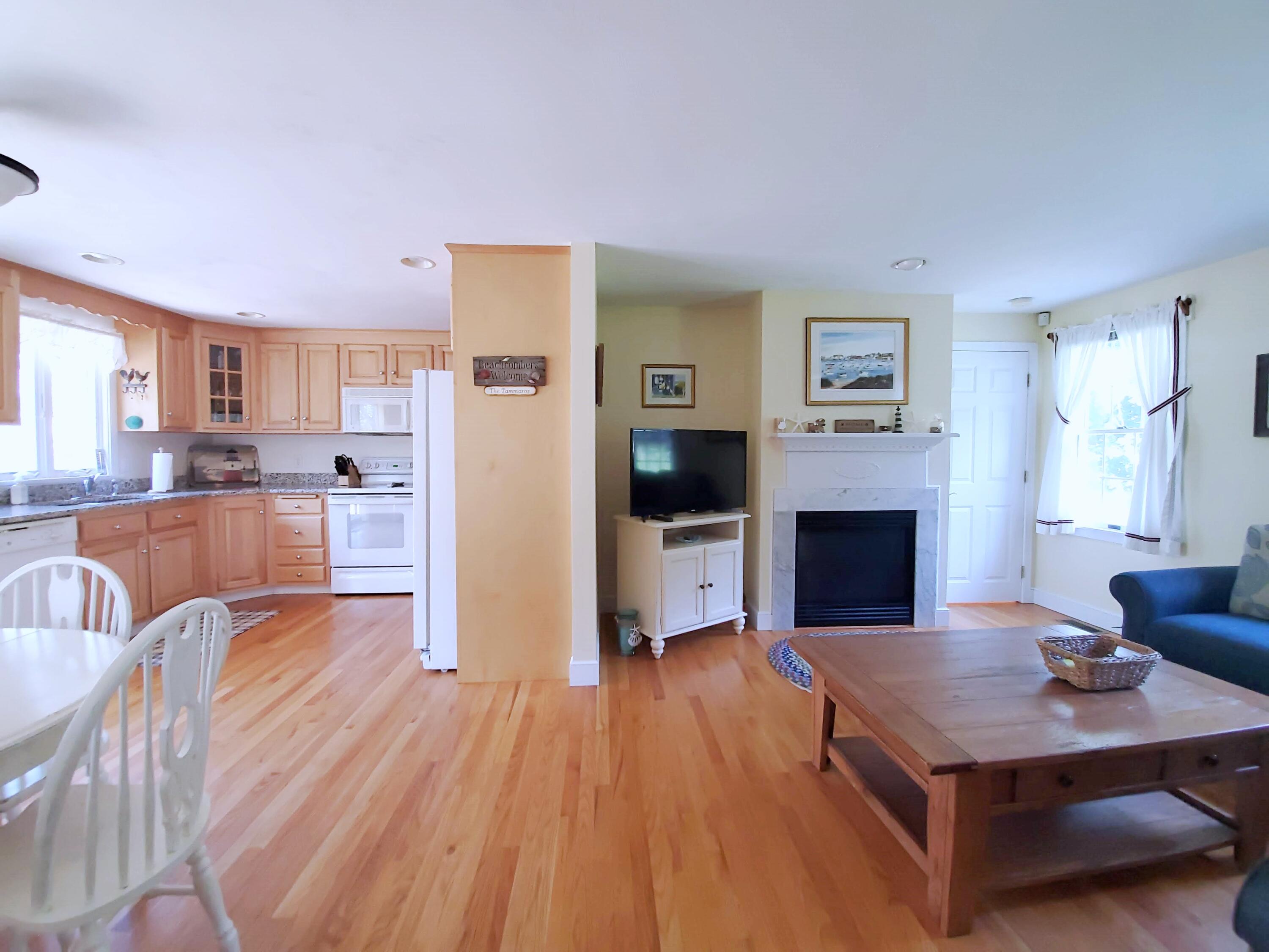 9 Buttonwood Road Harwich, MA 02645 - Photo 10 of 37 20220727_104806 ()