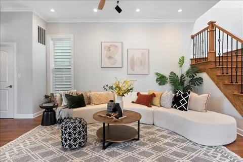 $850,000 | 2760 West St Mary Street, Chicago, IL 60647