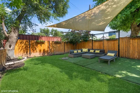 $850,000 | 2760 West St Mary Street, Chicago, IL 60647