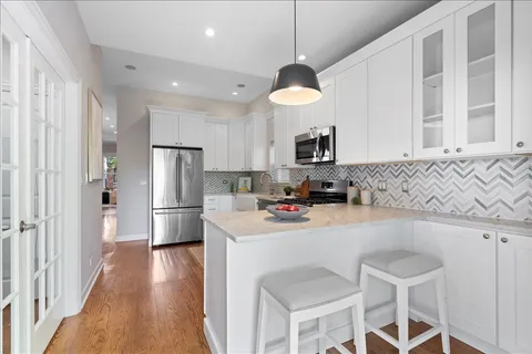 $850,000 | 2760 West St Mary Street, Chicago, IL 60647