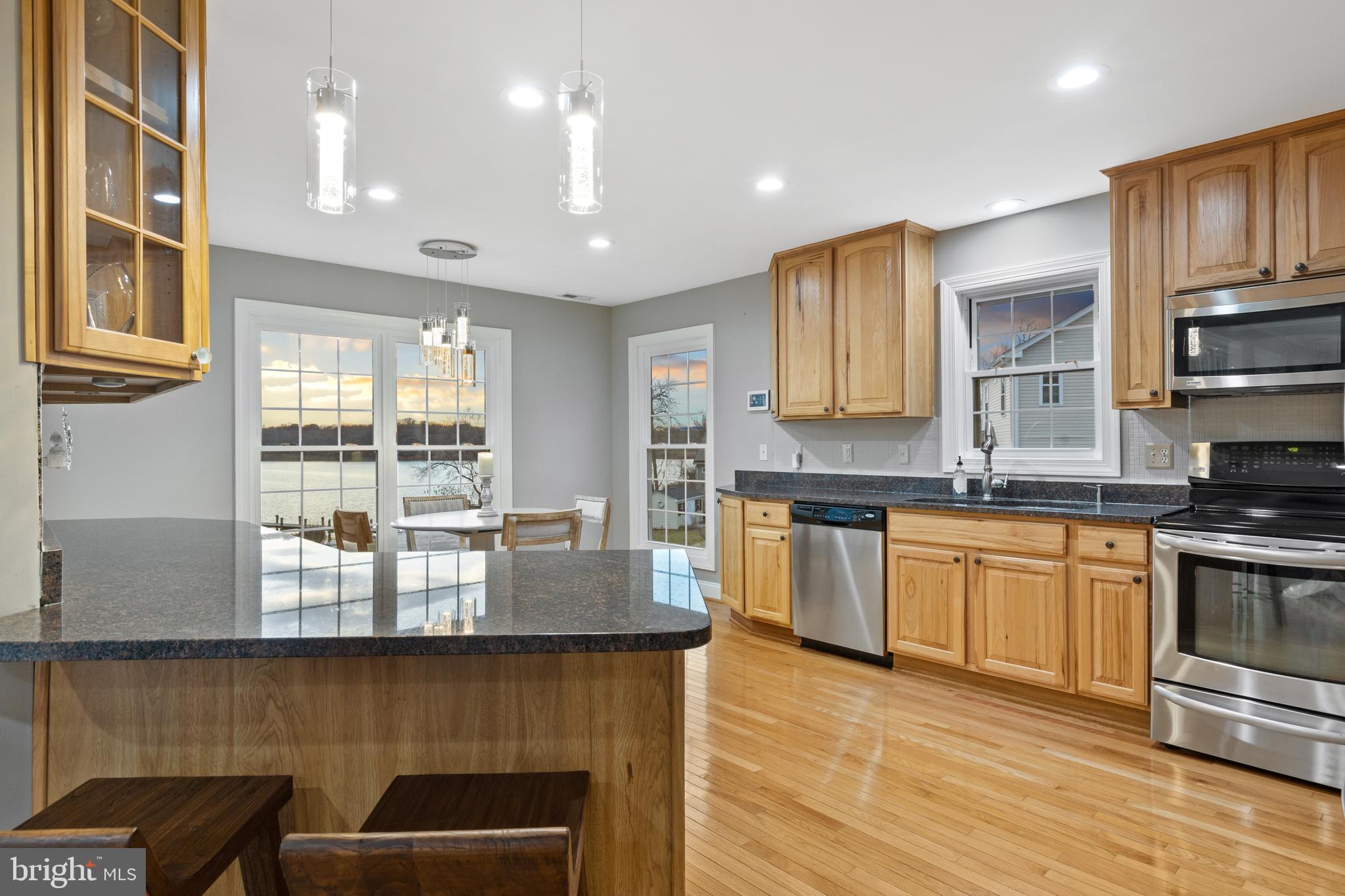 7800 Burgess Road Pasadena, MD 21122 - Photo 20 of 77 Main floor updated gourmet eat-in kitchen