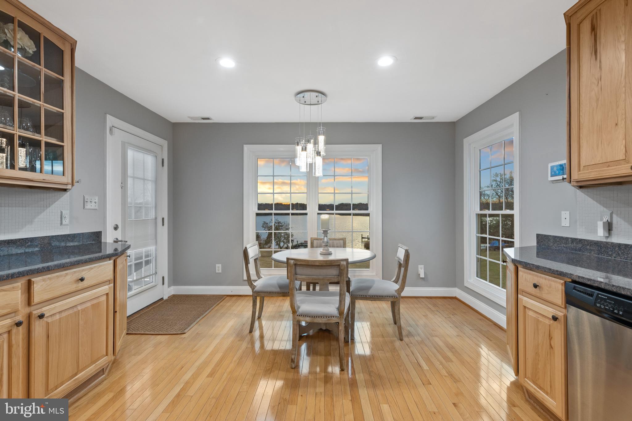 7800 Burgess Road Pasadena, MD 21122 - Photo 23 of 77 Huge eat-in kitchen, access to deck