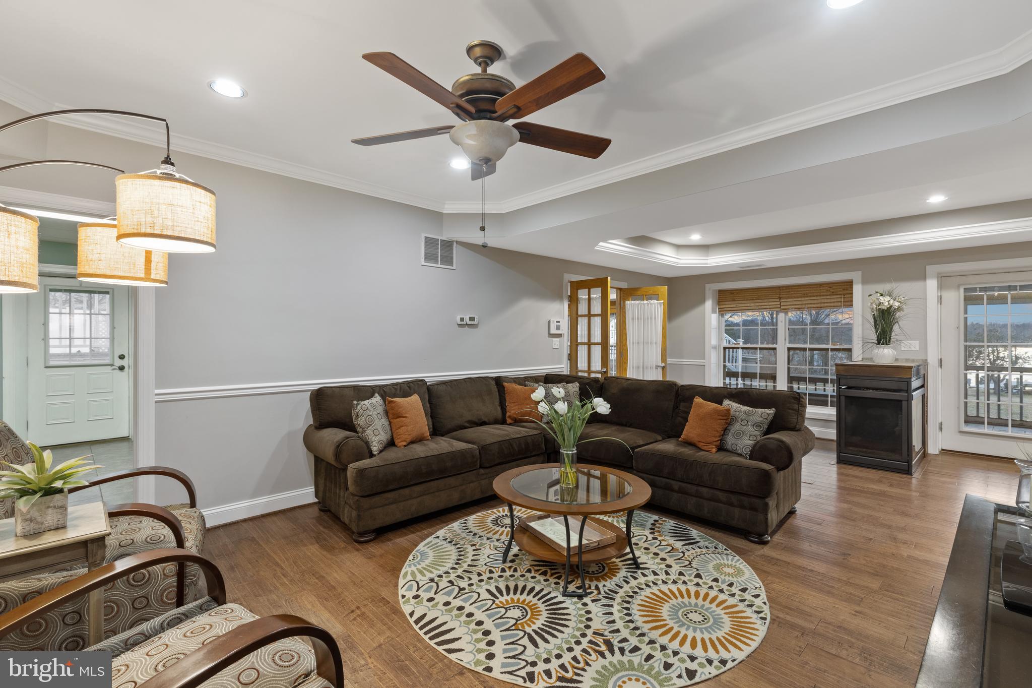 7800 Burgess Road Pasadena, MD 21122 - Photo 37 of 77 Lower level in-law suite