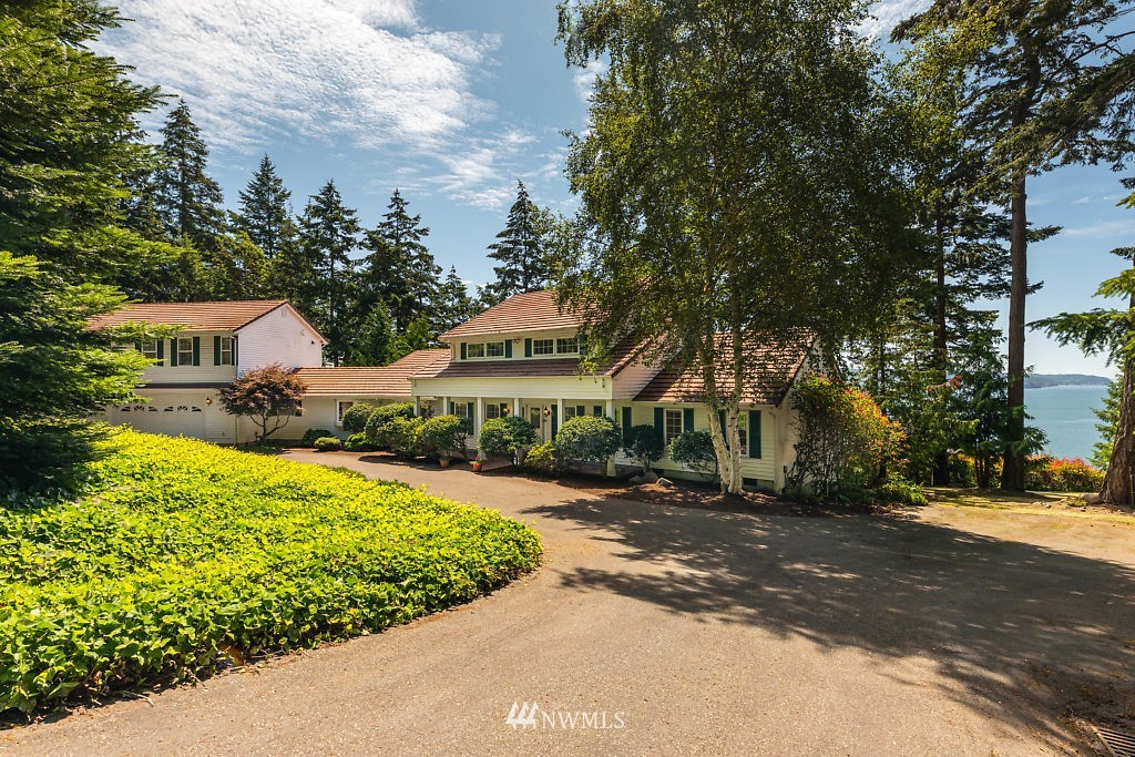 1380 Polnell Road Oak Harbor, WA 98277 - Photo 1 of 40 Gallery Image 1