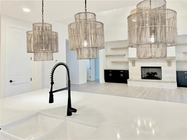 $869,900 | 122 Palisade Drive, Rydal, GA 30171