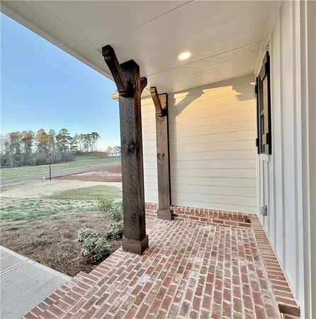 $869,900 | 122 Palisade Drive, Rydal, GA 30171