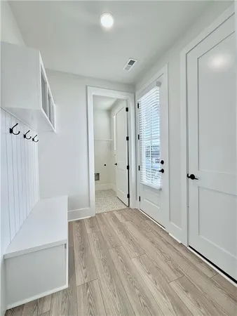 $869,900 | 122 Palisade Drive, Rydal, GA 30171