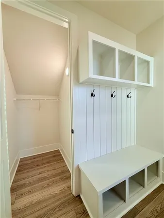 $869,900 | 122 Palisade Drive, Rydal, GA 30171