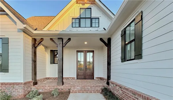 $869,900 | 122 Palisade Drive, Rydal, GA 30171