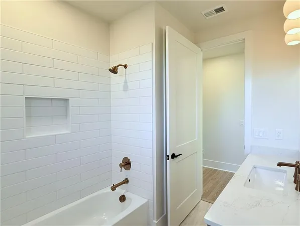 $869,900 | 122 Palisade Drive, Rydal, GA 30171