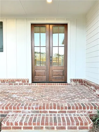 $869,900 | 122 Palisade Drive, Rydal, GA 30171