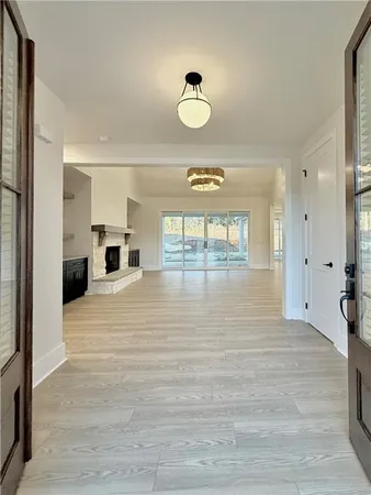 $869,900 | 122 Palisade Drive, Rydal, GA 30171