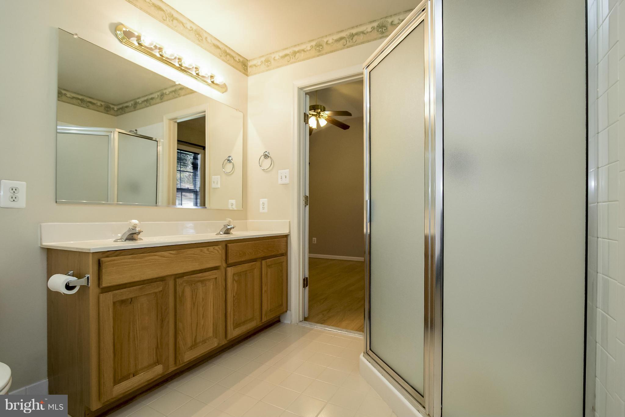 11706 Smithfield Road Manassas, VA 20112 - Photo 14 of 25 Master Bath with Separate Shower!
