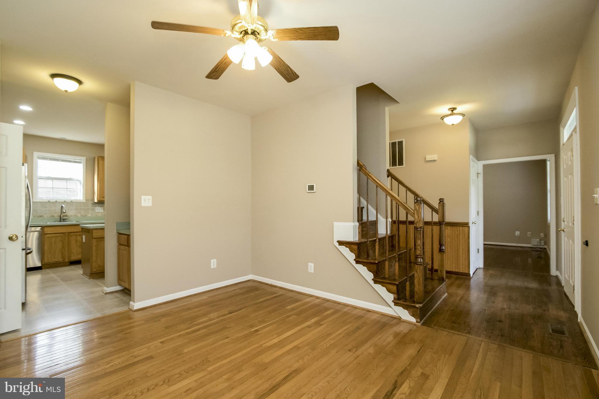 11706 Smithfield Road Manassas, VA 20112 - Photo 8 of 25 Dining Room w/Hardwood Flooring!