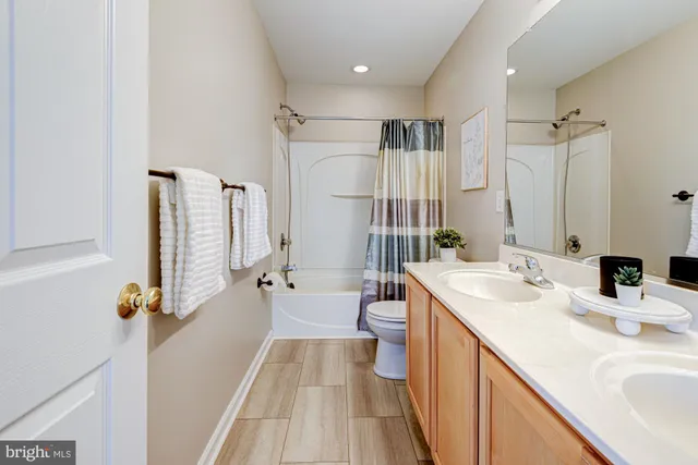 $369,900 | 164 Springfield Circle, Middletown, DE 19709