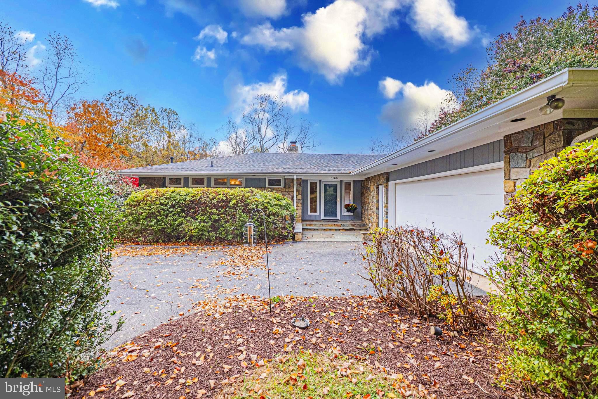10100 Watkins Road Gaithersburg, MD 20882 - Photo 8 of 113 Exterior - Front Entrance