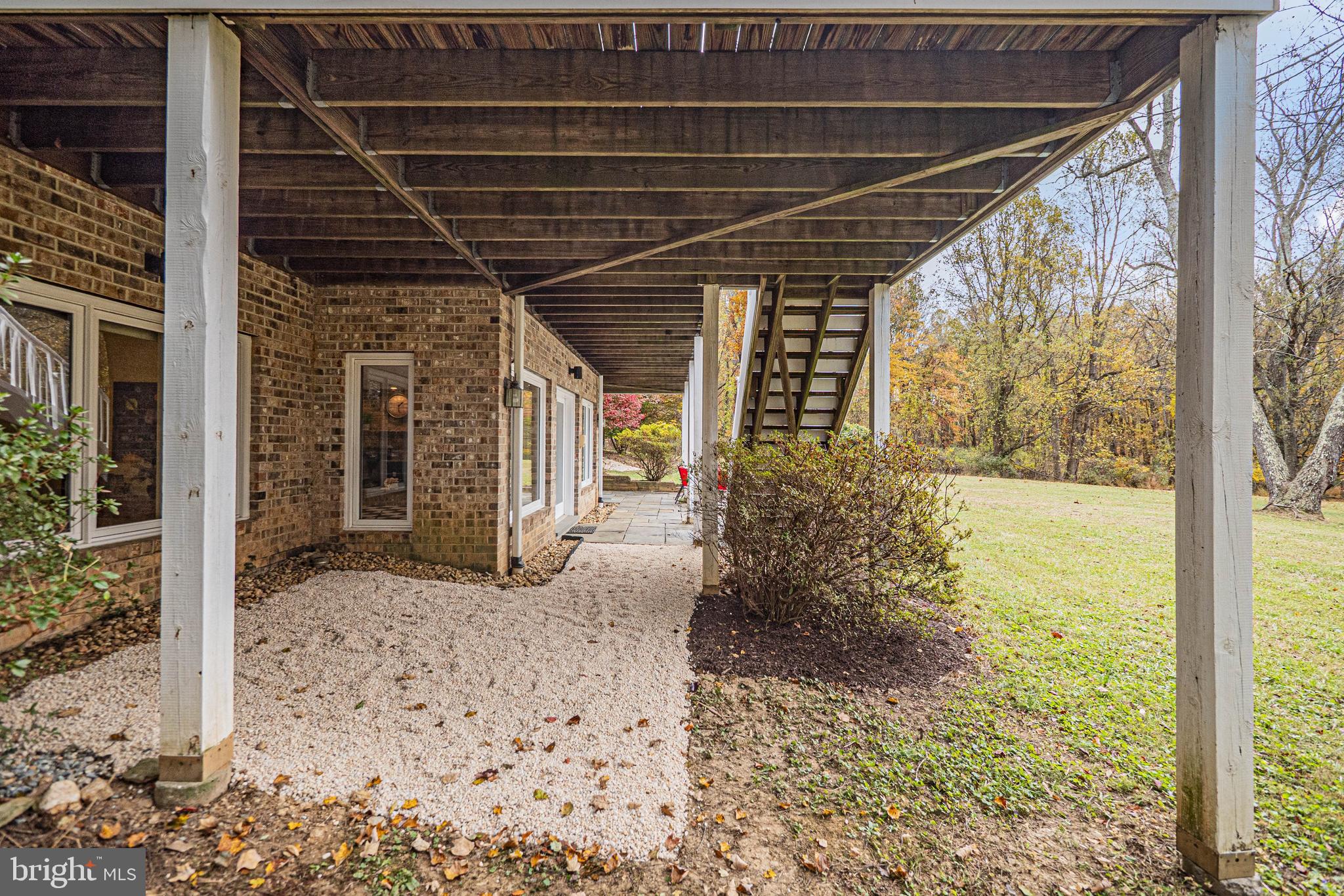 10100 Watkins Road Gaithersburg, MD 20882 - Photo 89 of 113 a view of a porch