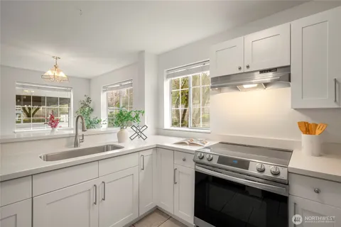 $385,000 | 17124 44th Avenue West, Unit A101, Lynnwood, WA 98037